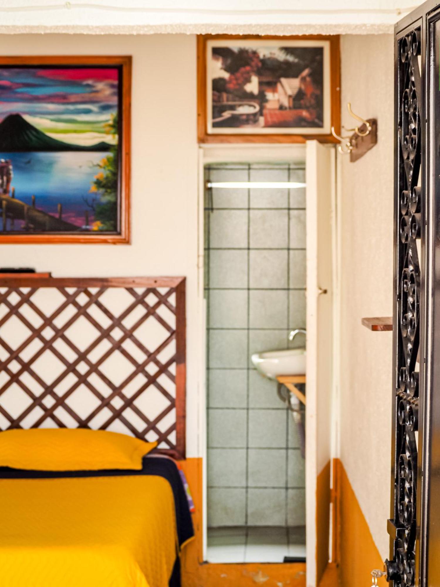 Joyas Del Sol Hotel San Pedro La Laguna Eksteriør billede
